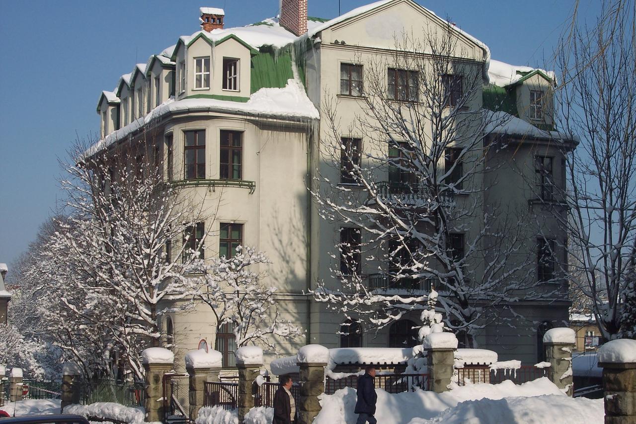 Dom Turysty Pttk W Bielsku - Bialej Hotel Bielsko-Biala Bagian luar foto