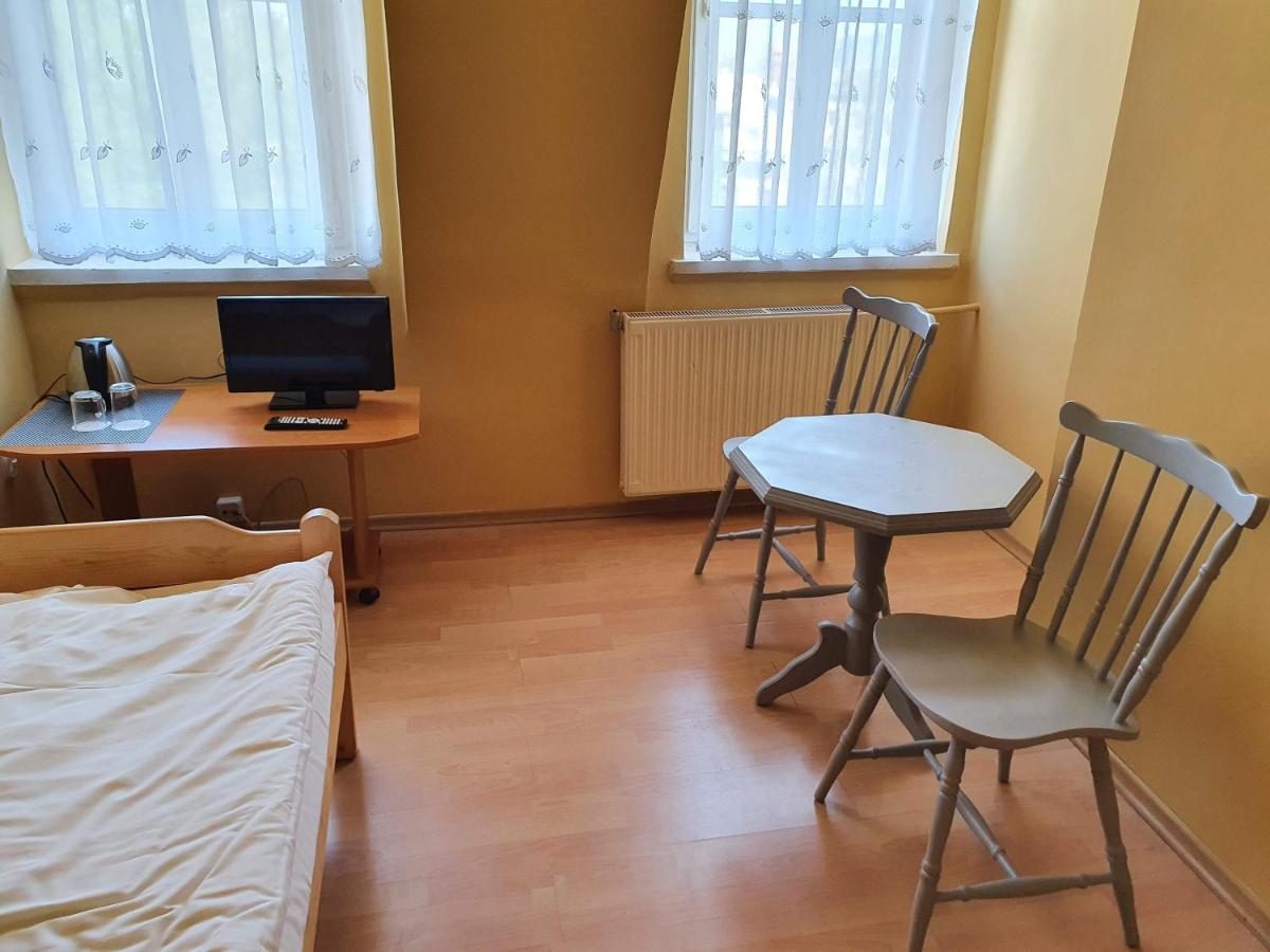 Dom Turysty Pttk W Bielsku - Bialej Hotel Bielsko-Biala Bagian luar foto